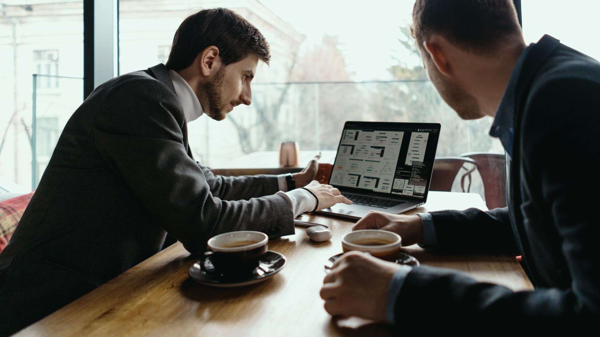 Structure a B2B Website